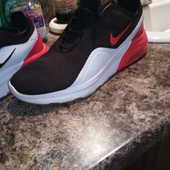 Nike air 10 1/2 - Picture 5 of 8